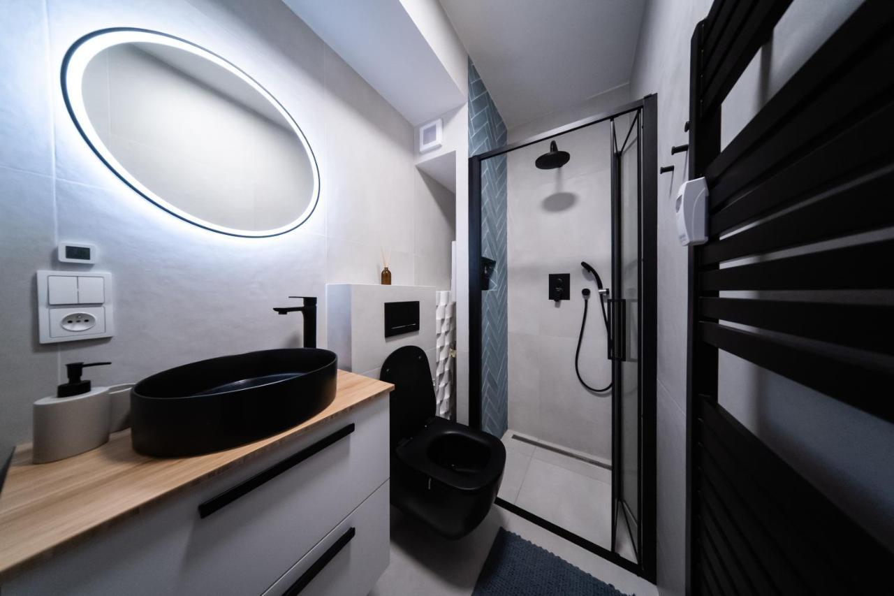 Apartment Maly Utulny Byt S Balkonem A Projektorem Prag